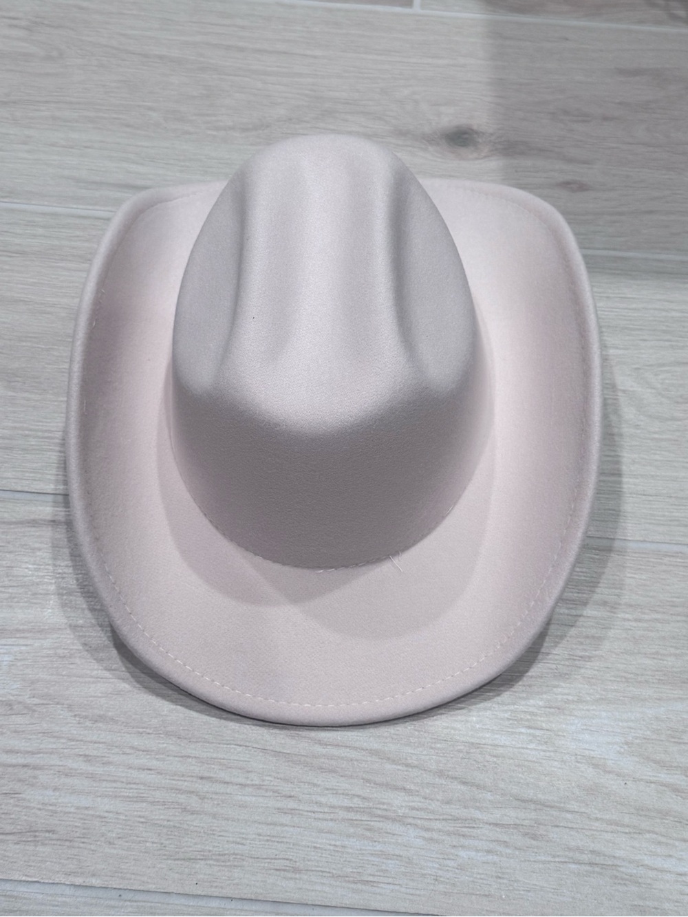 Light Cream Felt Cowboy Hat - Picture 3 of 7